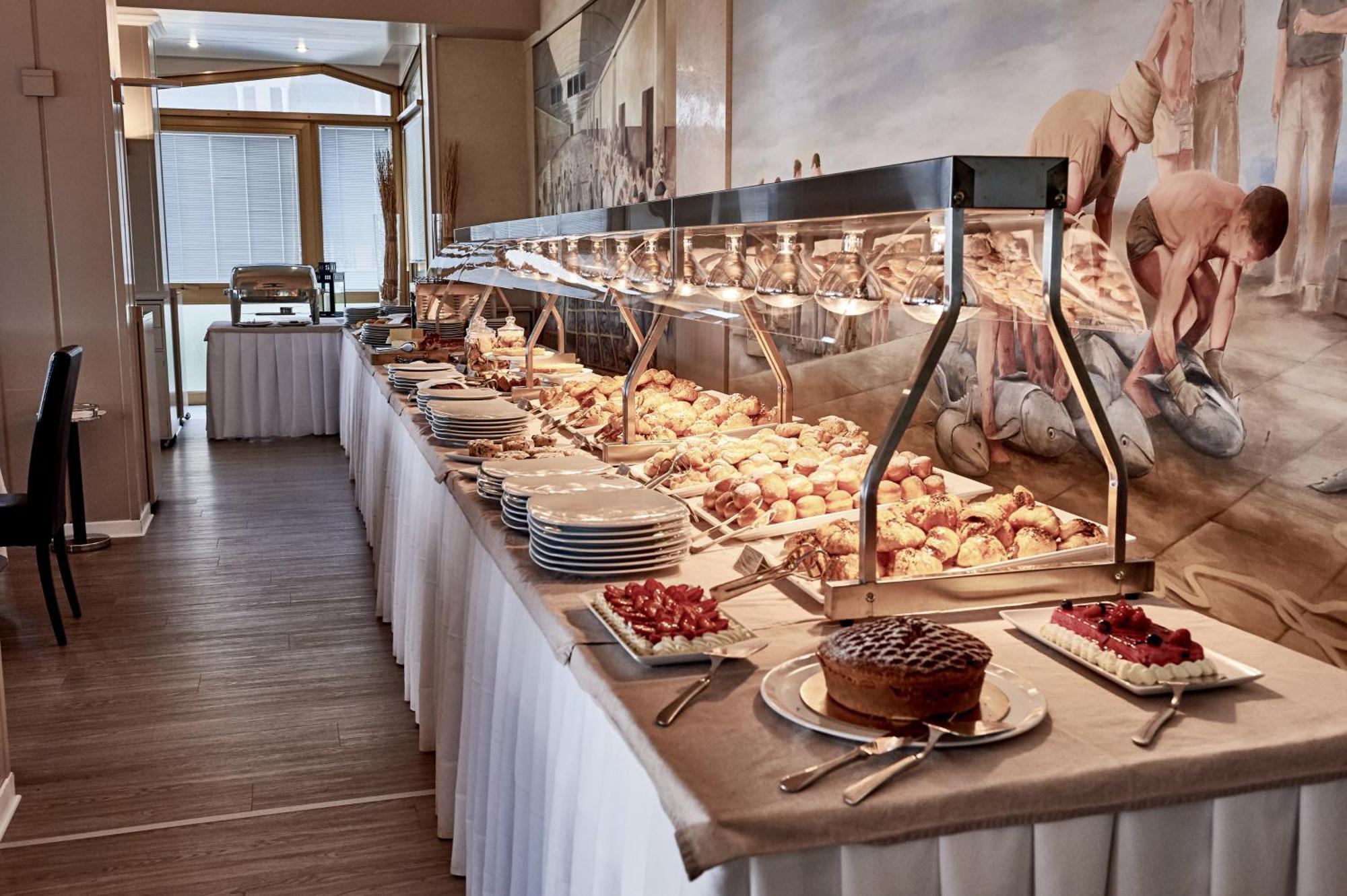 Rouge Hotel International Милано Мартима Екстериор снимка